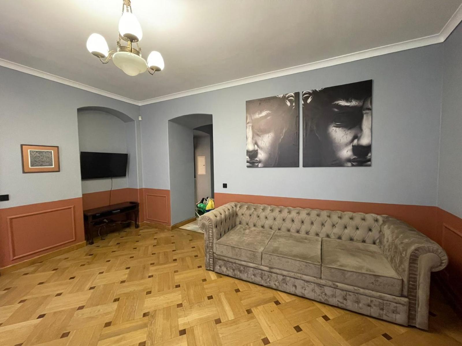 Apartament Tut Staroevreyska With Terrace Lwów Zewnętrze zdjęcie