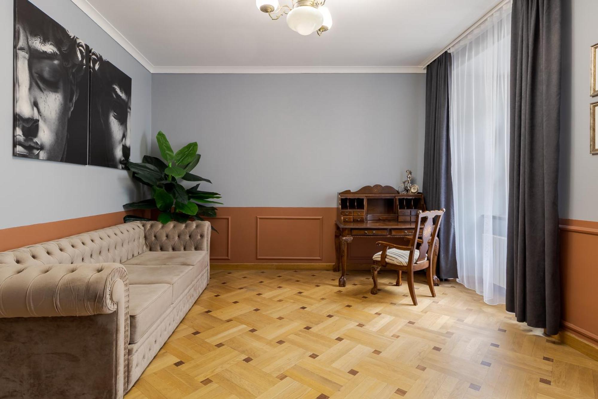 Apartament Tut Staroevreyska With Terrace Lwów Zewnętrze zdjęcie