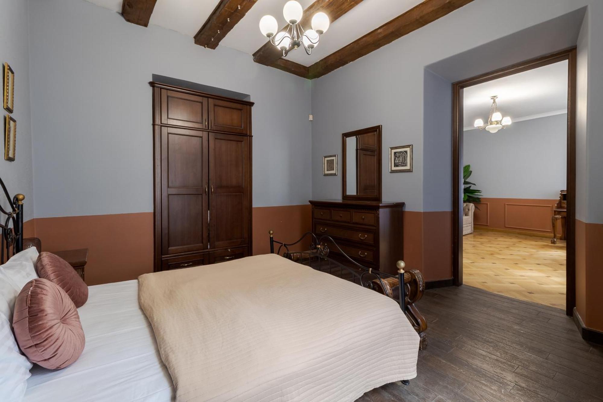 Apartament Tut Staroevreyska With Terrace Lwów Zewnętrze zdjęcie