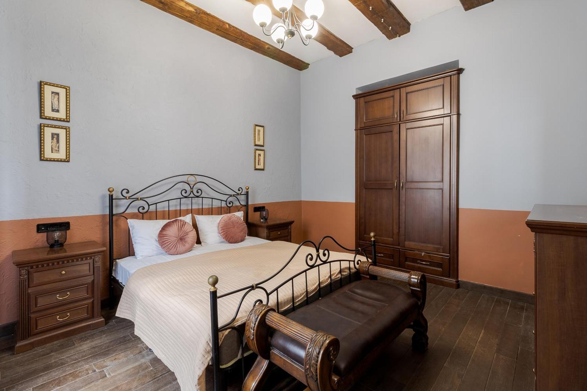 Apartament Tut Staroevreyska With Terrace Lwów Zewnętrze zdjęcie