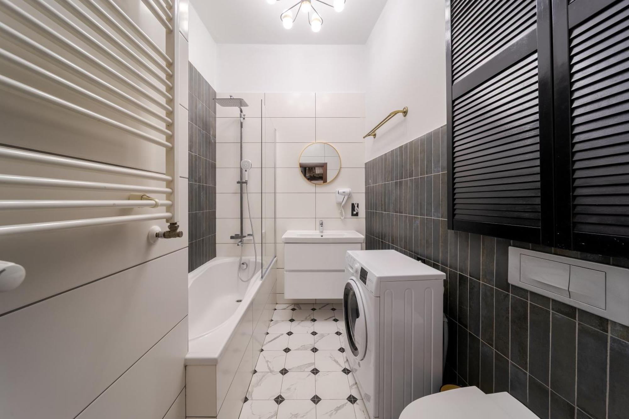 Apartament Tut Staroevreyska With Terrace Lwów Zewnętrze zdjęcie